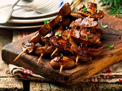 Печени гъби кралски печурки на грил тиган с вкусна марината от соев сос, балсамов оцет и чесън - снимка на рецептата Печени гъби кралски печурки на грил тиган с вкусна марината от соев сос, балсамов оцет и чесън - снимка на рецептата